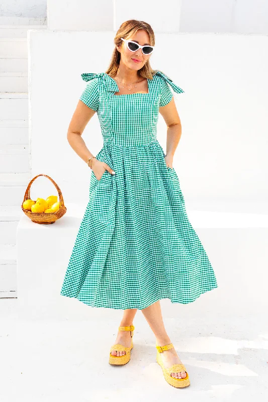 women's apple-shaped body dressesBlakely Dress in Green Gingham - FINAL SALE