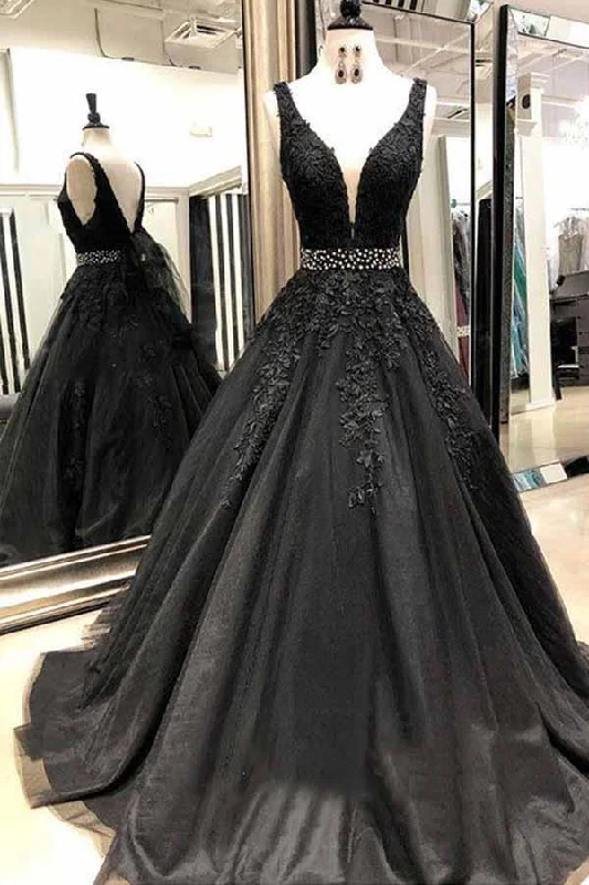 prom dresses for curve-hugging figuresSexy Sleeveless V Neck Lace Beading Black Long Prom Dresses